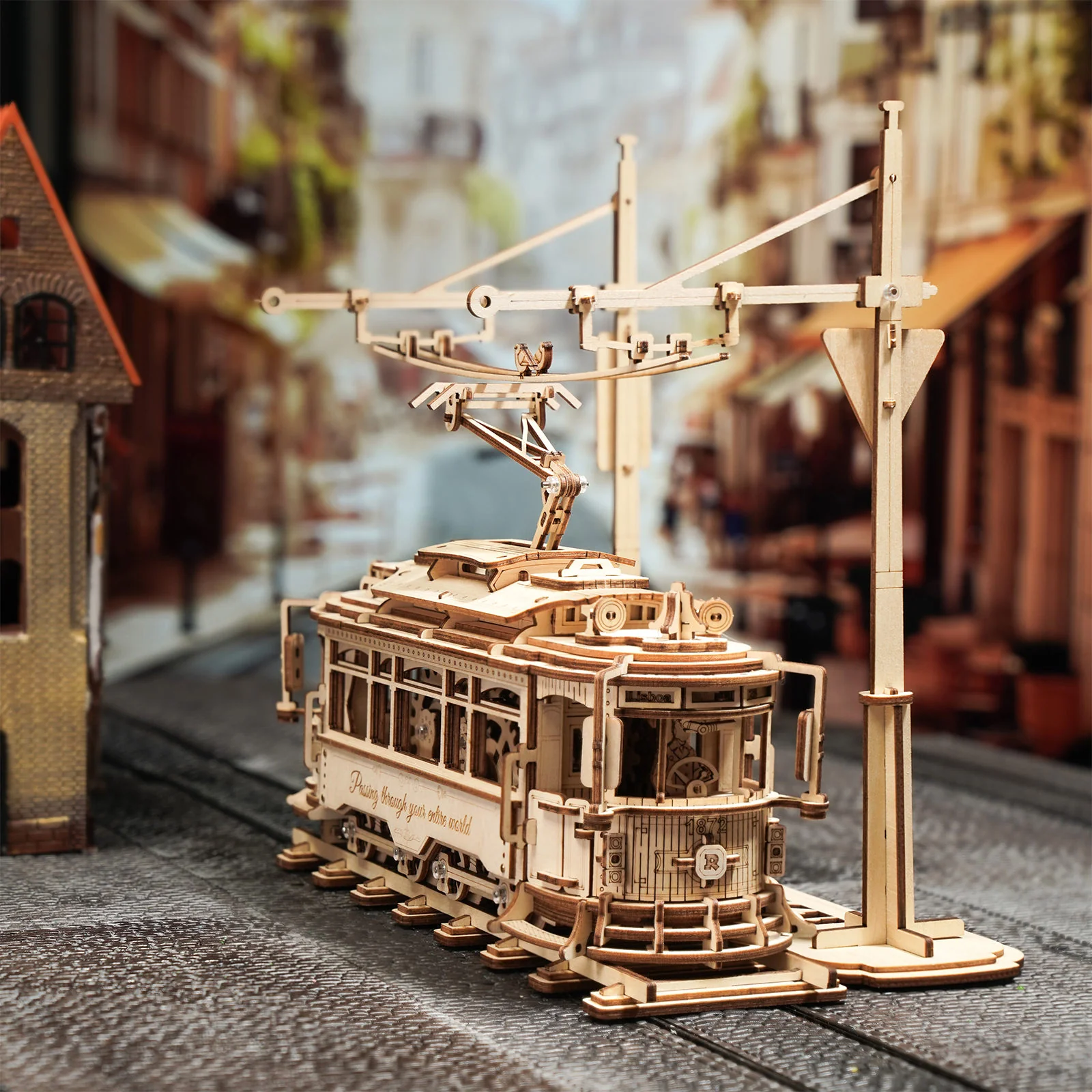 Robotime Classic City Tram LK801 - Image 9